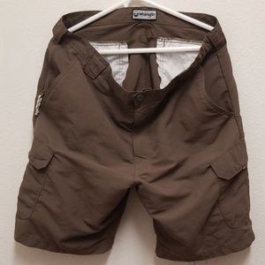 Wrangler Cargo shorts in excellent condition